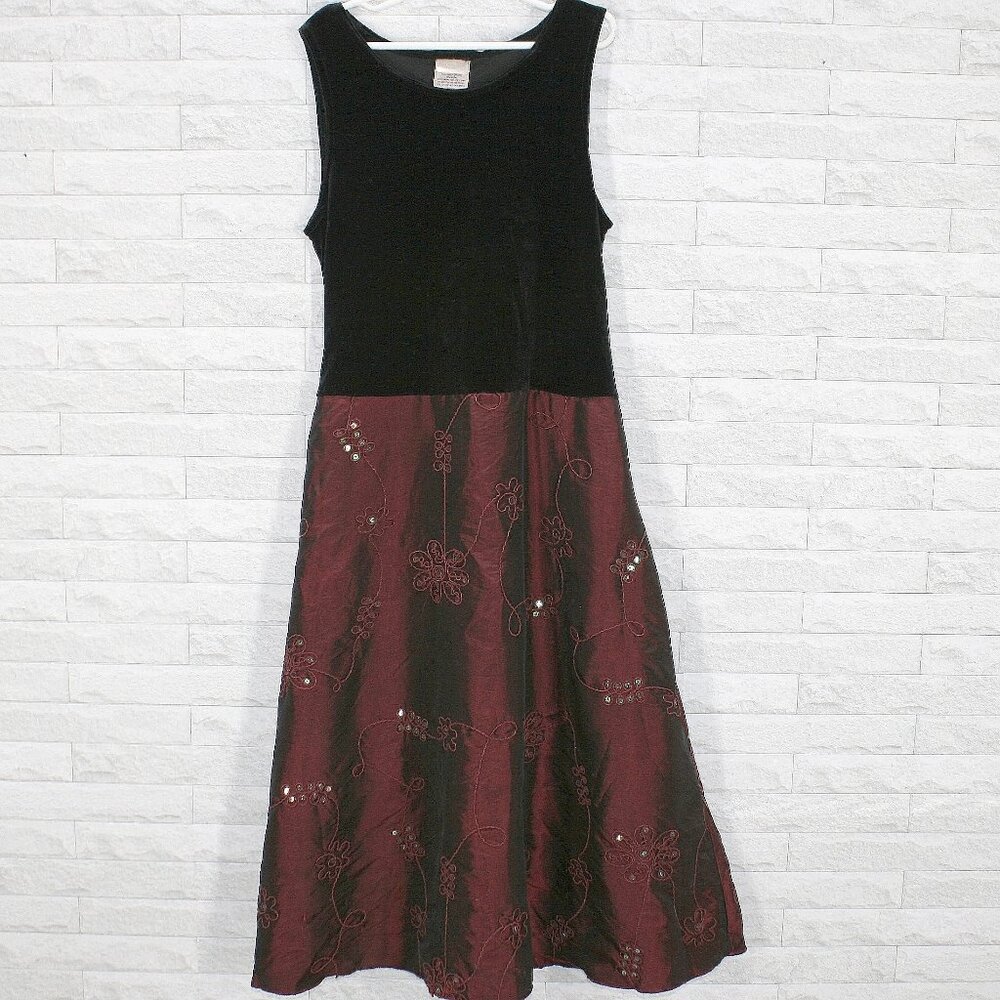 PERFECTLY DRESSED Dress Velvet Embroidered Sequin Formal Burgundy Girls 14